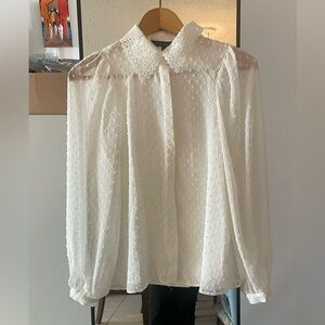 🤍 White Textured Button-Up Blouse with Lace Collar – Dorothy Perkins